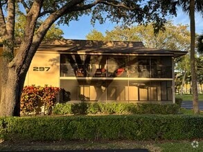 Building Photo - 297 Deer Creek Blvd