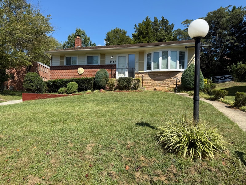 Photo - 1467 Leegate Rd NW (Washington, DC)