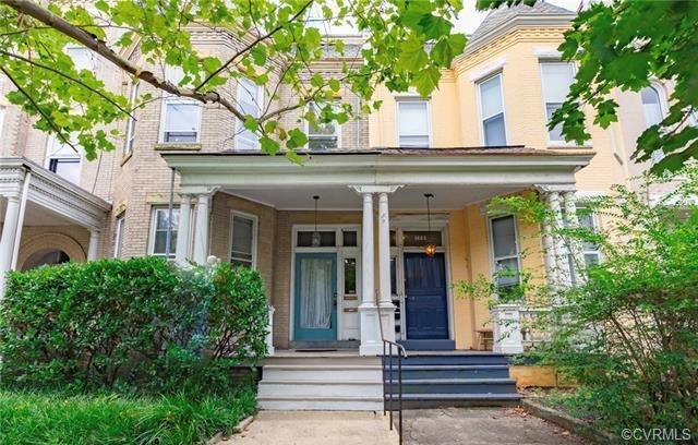 Primary Photo - 2 W Grace St