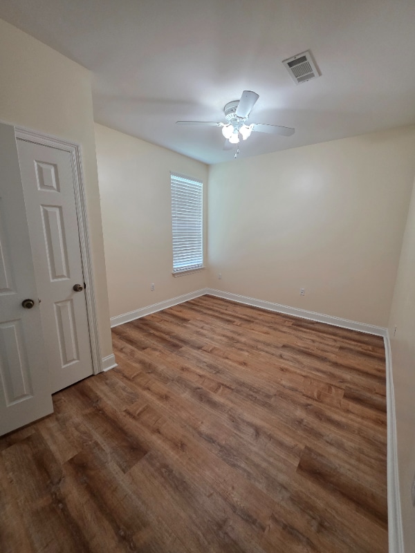 Building Photo - 118 Lakeview Dr