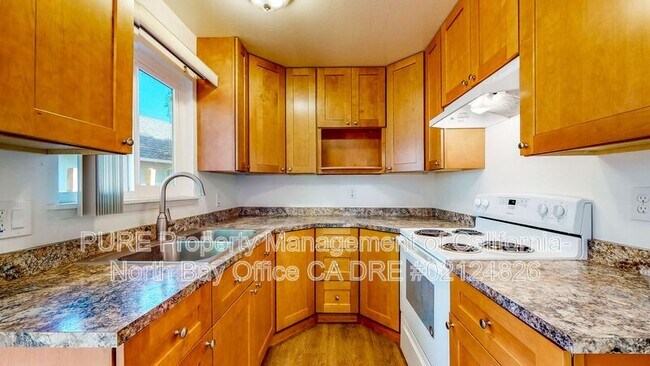Building Photo - 3929 Princeton Dr
