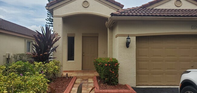Building Photo - 1455 Mira Vista Cir