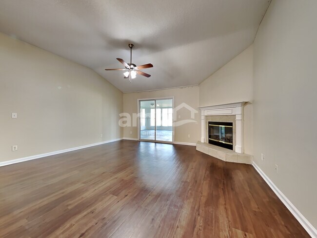 Foto del edificio - 3146 Haverhill Ct