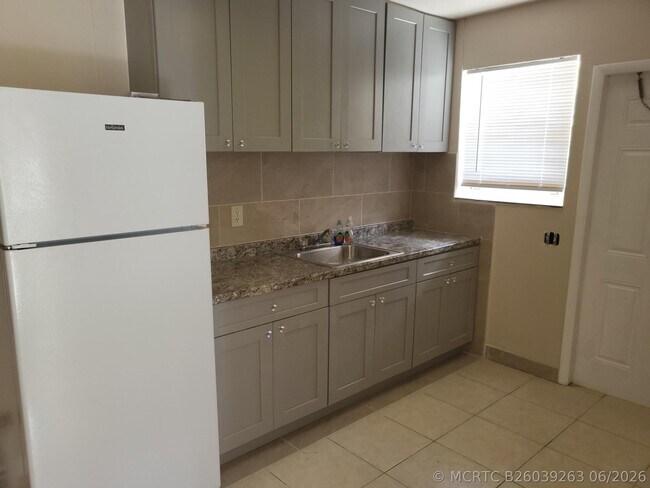 Foto del edificio - 224-226 N 57th Ave
