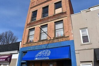 Building Photo - 145 E Wooster St