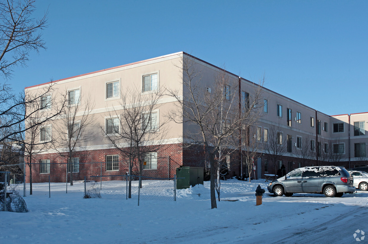 Building Photo - Garden Lane Apartments