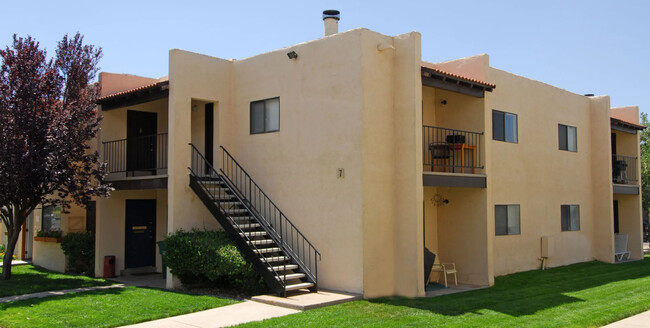 Building Photo - Panorama Heights