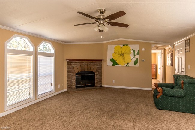 Foto del edificio - 3514 Partridge Rd