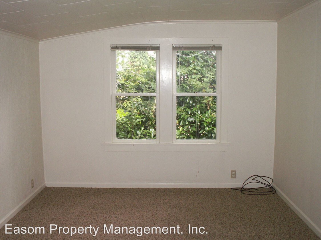 Building Photo - 3722 Grand Ave