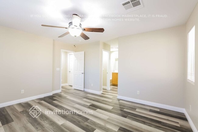 Building Photo - 10525 Silver Cholla Ct