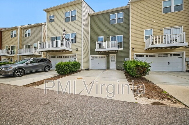 Building Photo - 905 Hornswaggle Way