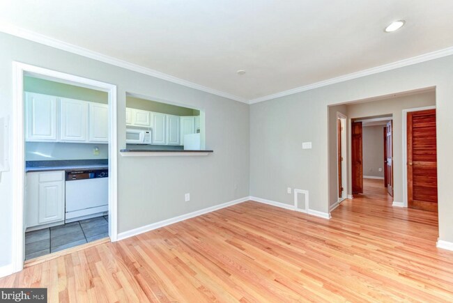 Foto del edificio - 1661 Park Rd NW