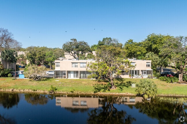 Foto del edificio - Live Oak Place