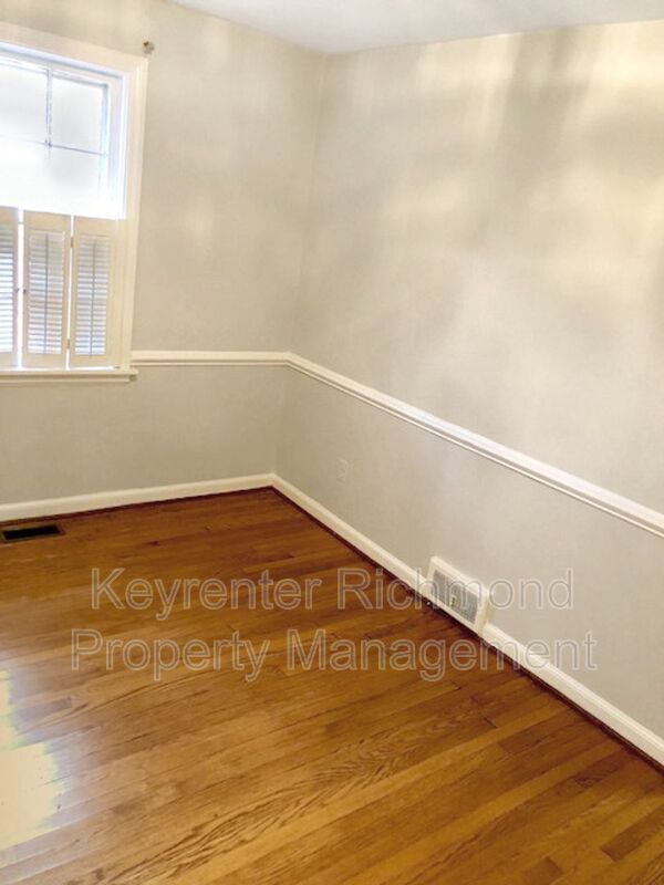 Building Photo - 4507 Stonewall Ave