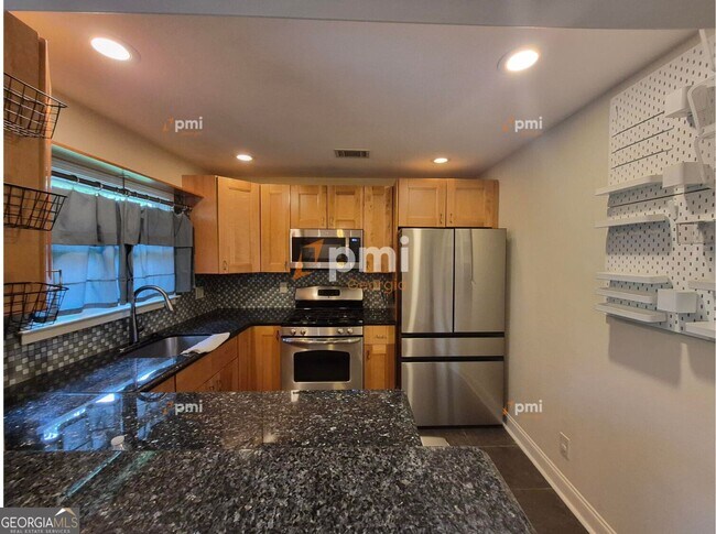 Foto del edificio - 2080 Hilburn Dr SE