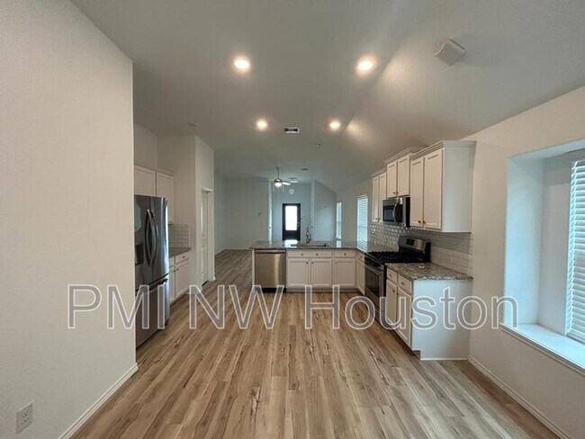 Building Photo - 10022 Granite Grove Ln