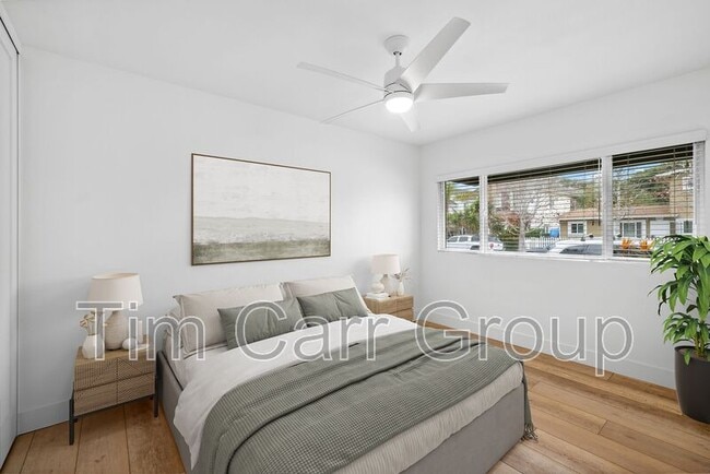 Foto del edificio - 526 Irvine Ave