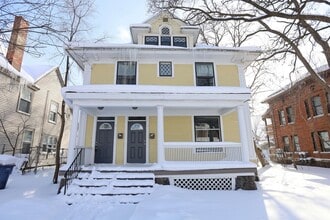 Building Photo - 1222 Wealthy St SE