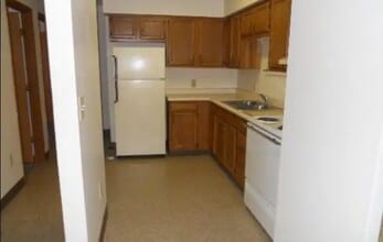 Building Photo - 204 Brubaker Dr