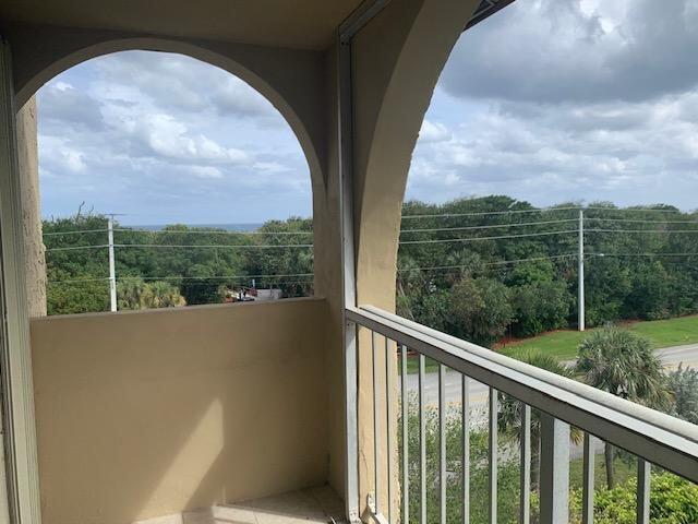 Building Photo - 950 Ponce De Leon Rd