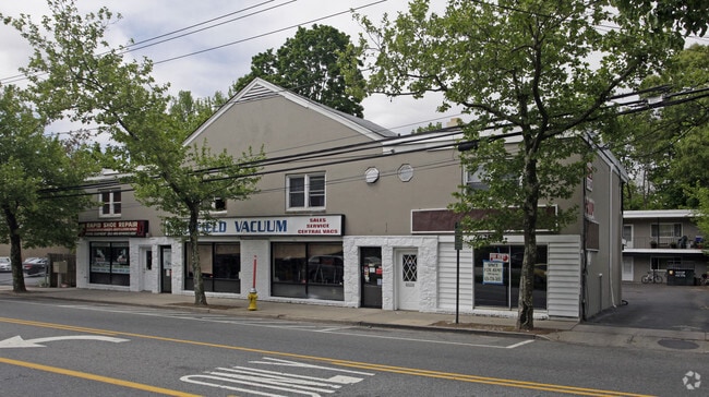 Primary Photo - 360 Larkfield Rd