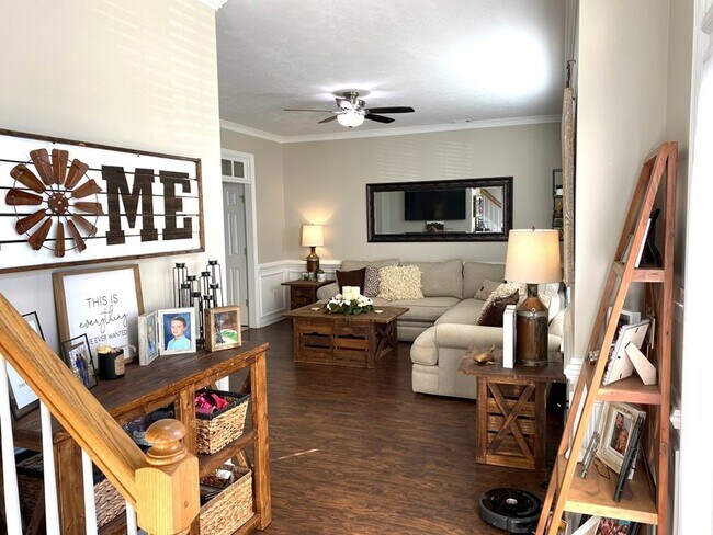 Foto del edificio - 3 Bed 2.5 Bath in Bay Hill