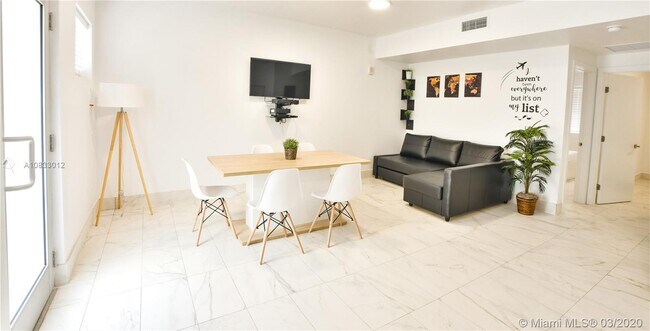 Foto del edificio - 7610 Harding Ave