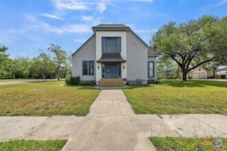 Building Photo - 811 Terrell St