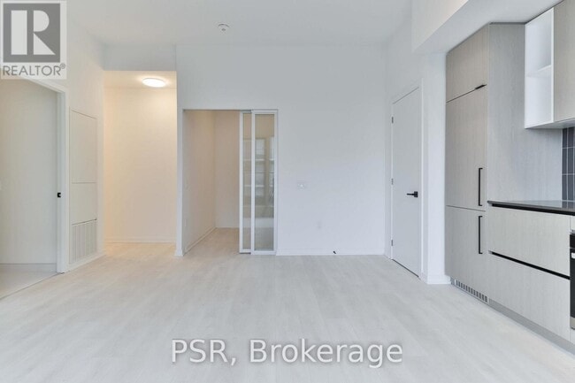 Building Photo - 1285 Dupont St