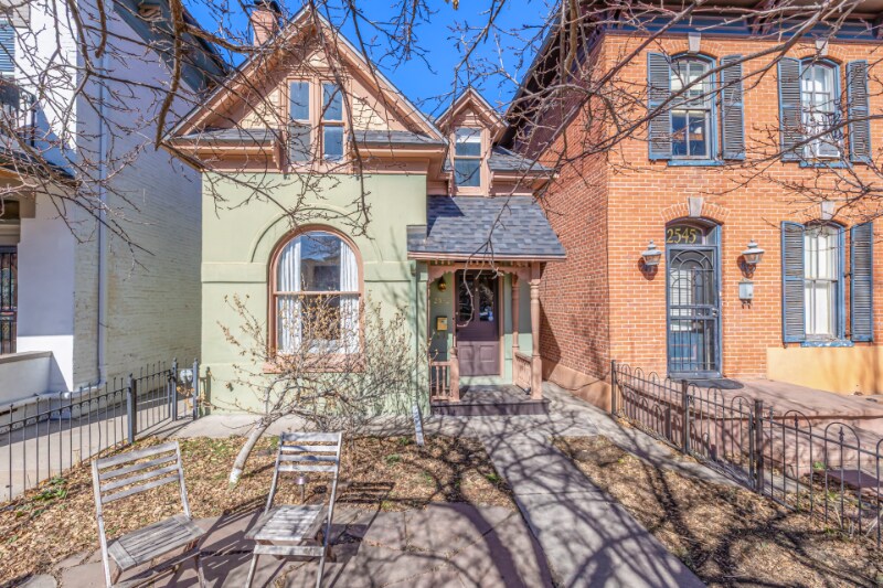 Foto principal - 2543 Stout St