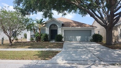 Building Photo - 12507 Midpointe Dr