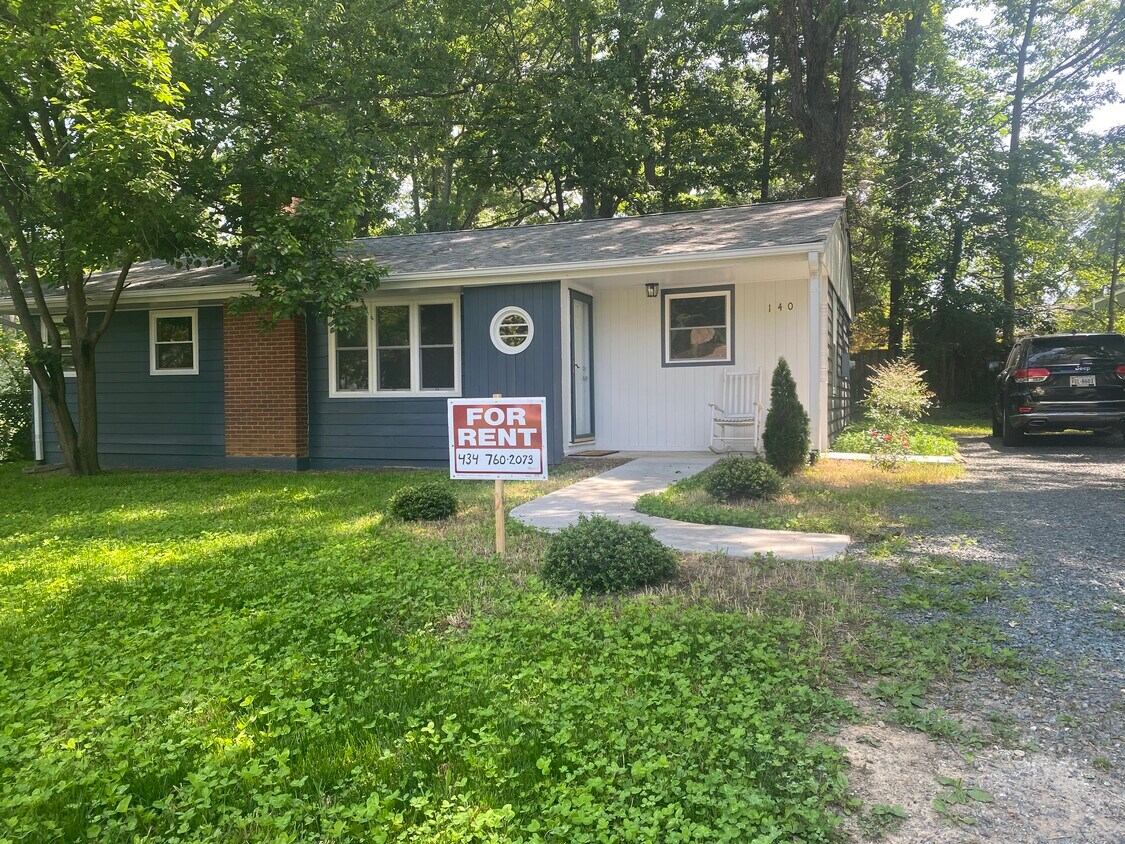 140 W Park Dr, Charlottesville, VA 22901 House Rental in