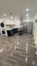 Building Photo - 29621 Red Oak Ct