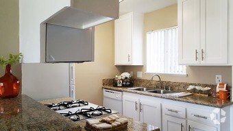 Foto principal - 1360 3rd St