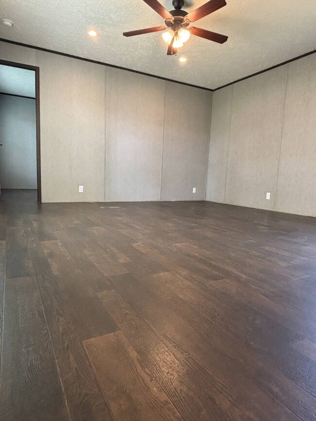Foto del edificio - 3150 Plateau Dr