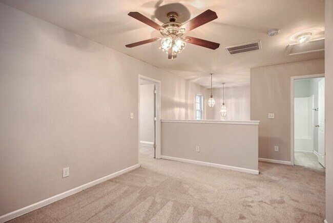 Building Photo - 8330 Wallace Glen Drive, Charlotte, NC, 28212