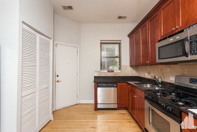 Foto del edificio - 1014 W Roscoe St