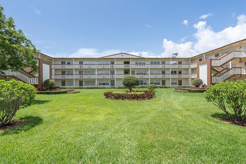 Foto principal - 200 Mansfield F