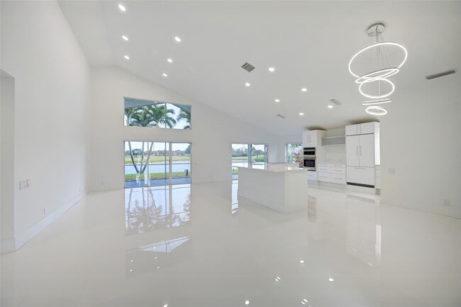 Foto del edificio - 6014 Golf Villas Dr