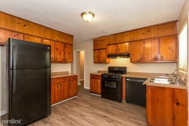 Building Photo - 3 br, 2.5 bath House - 2905 Dale Creek Dr NW