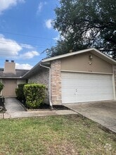 Building Photo - 7136 Rimwood