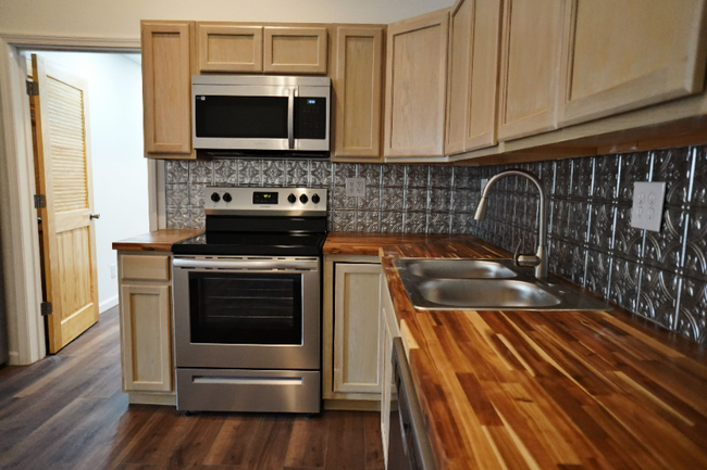 Foto del edificio - 1254 Rhyne Camp Rd
