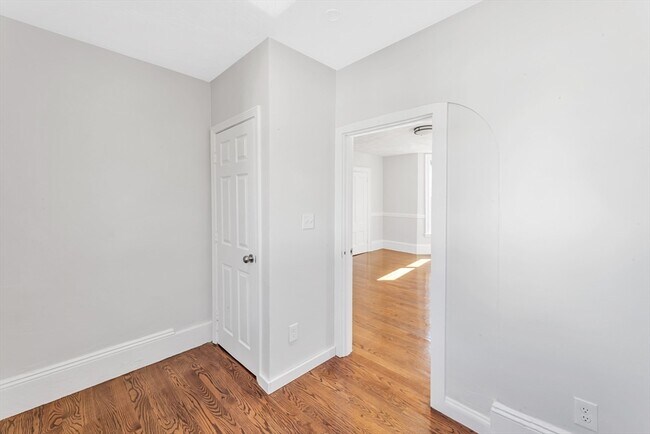 Foto del edificio - 419 Poplar St