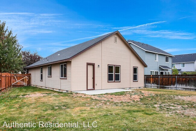 Building Photo - 4 br, 2 bath House - 131 E Ironstone Dr