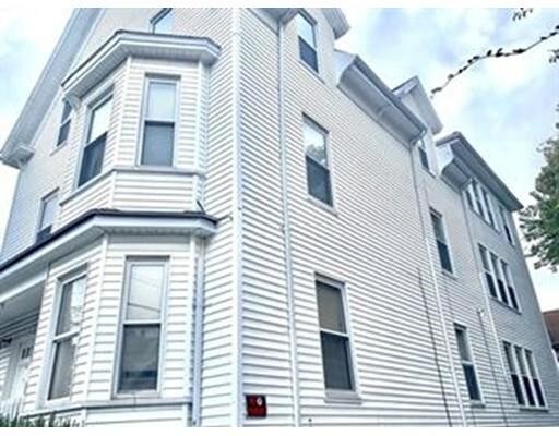 Primary Photo - 28 High Rock St