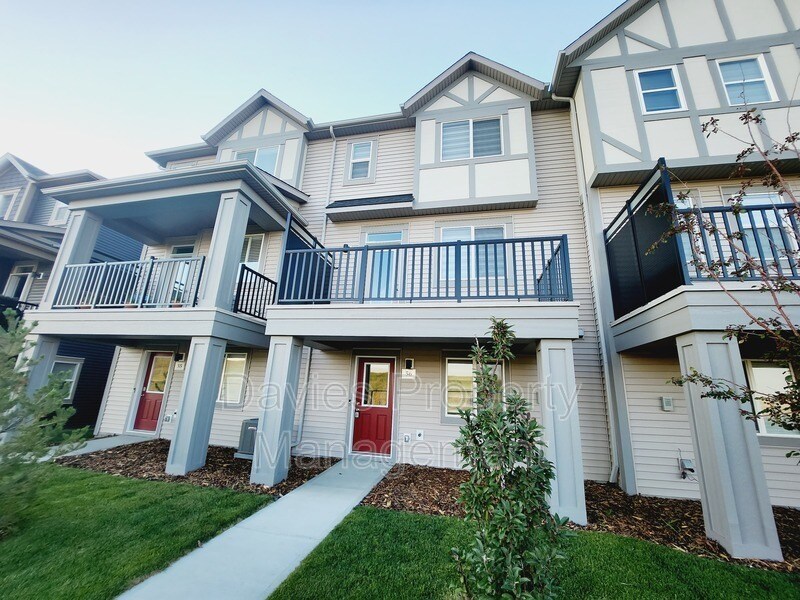 Photo principale - 2072 Wonnacott Way SW