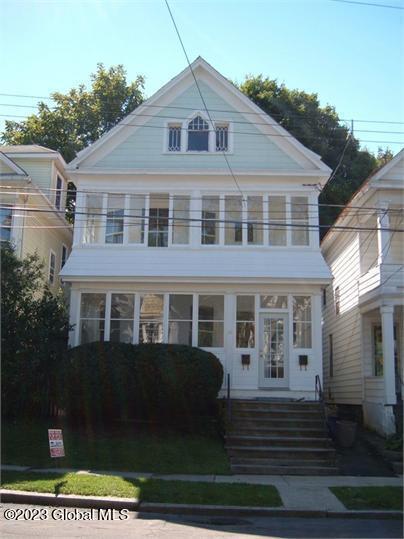 Building Photo - 34 Barclay St
