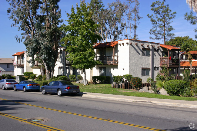 Building Photo - Vale Creek Villas Apartments