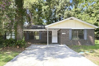 Building Photo - 105 Scaup Ct