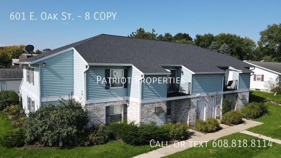 Primary Photo - 601 E Oak St